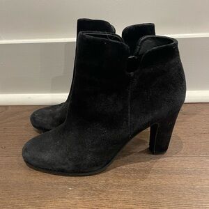 Sam Edelman Black Suede Booties Size 8